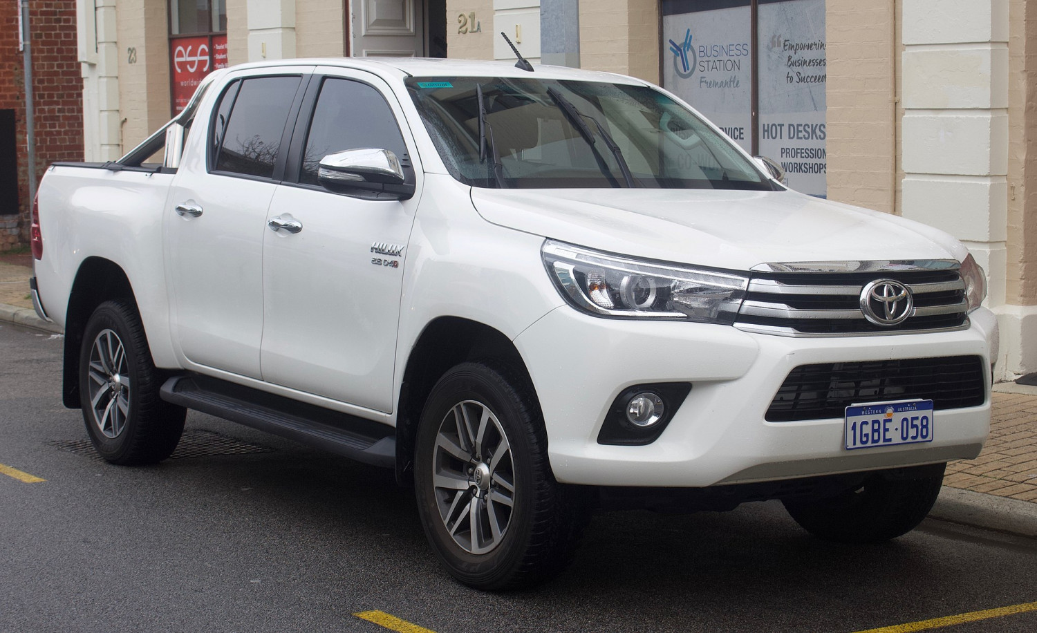 HiLux 8 TruckDimensions